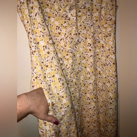 Abercrombie & Fitch Yellow Floral Sundress w/ pockets Size XLarge NWT - Picture 6 of 7